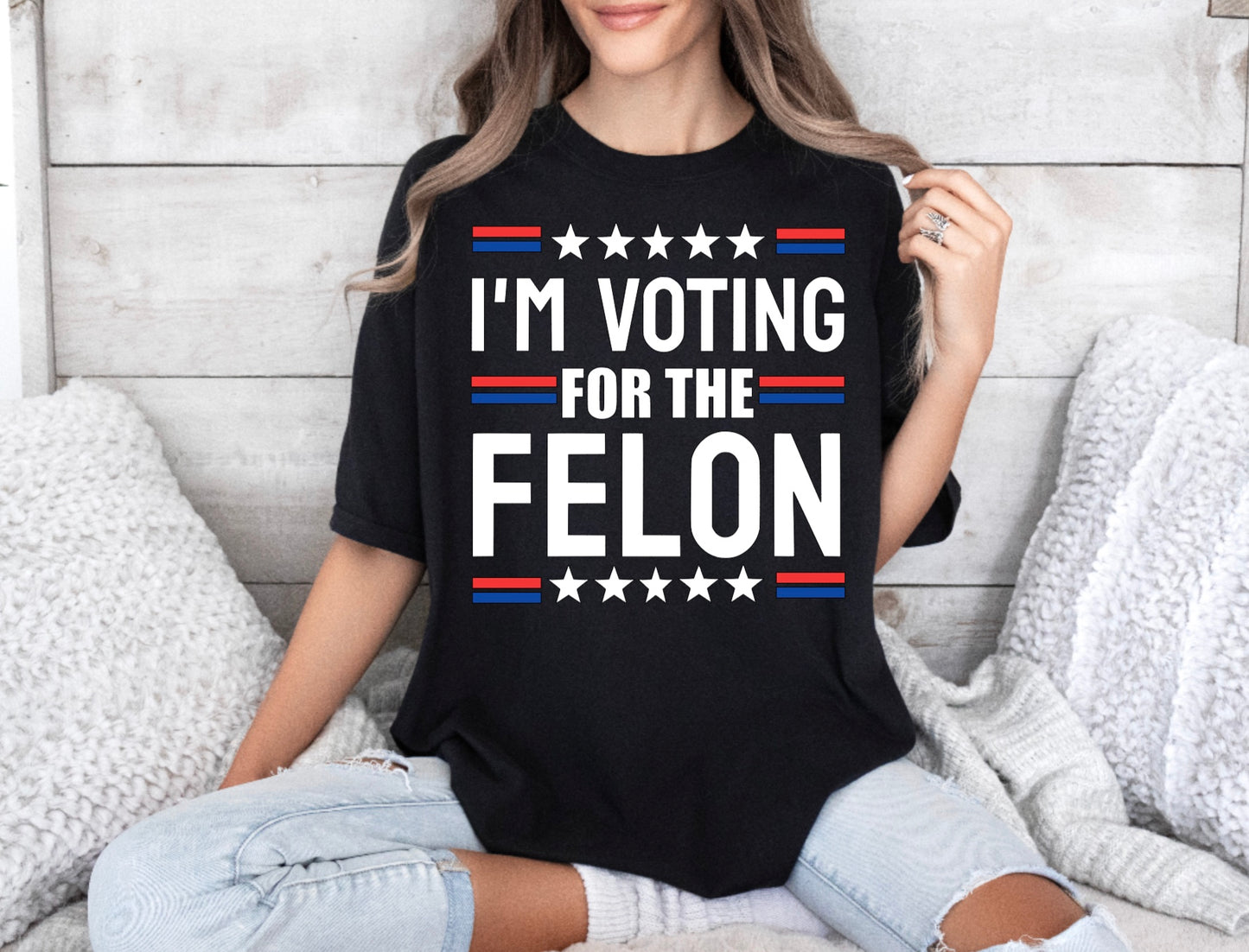 I'm Voting for the Felon - Trump T-Shirt - Short Sleeve